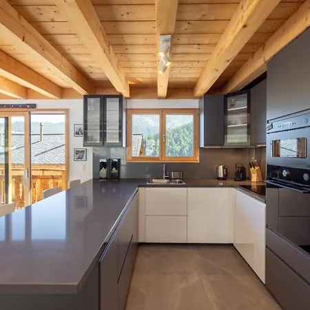 Chalet Bella New Alpine 8 Guests