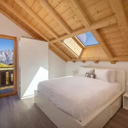 Bella New Alpine 8 Guests Chalet *